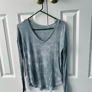Light Blue Ribbed V-Neck Long Sleeve Top
